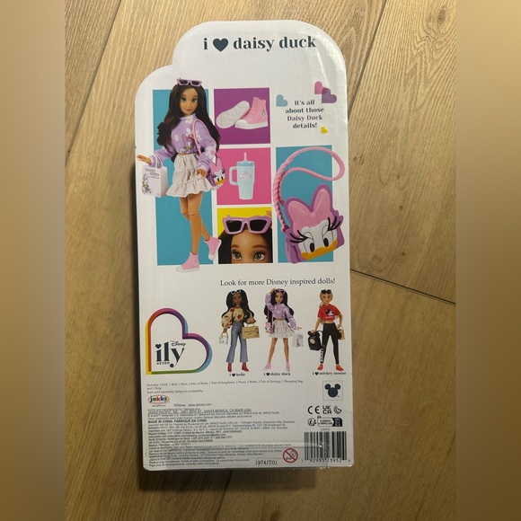 Disney ILY 4ever Fashion Doll “Daisy Duck” - Picture 2 of 2